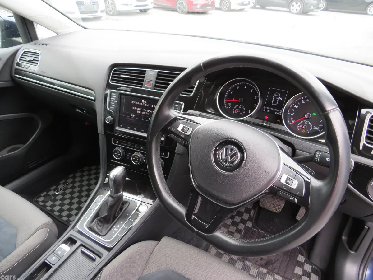 Volkswagen Golf Hatchback, Petrol, 2015, Blue