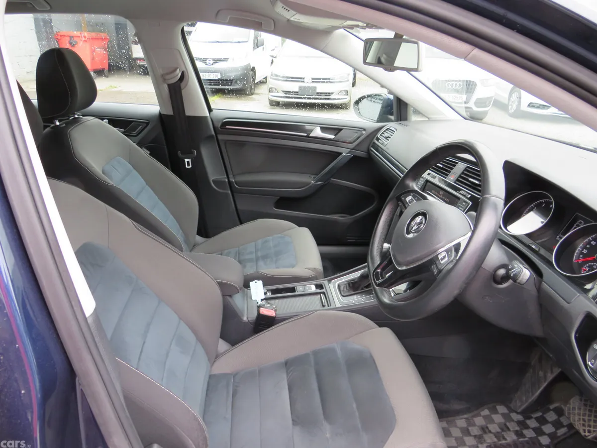 Volkswagen Golf Hatchback, Petrol, 2015, Blue