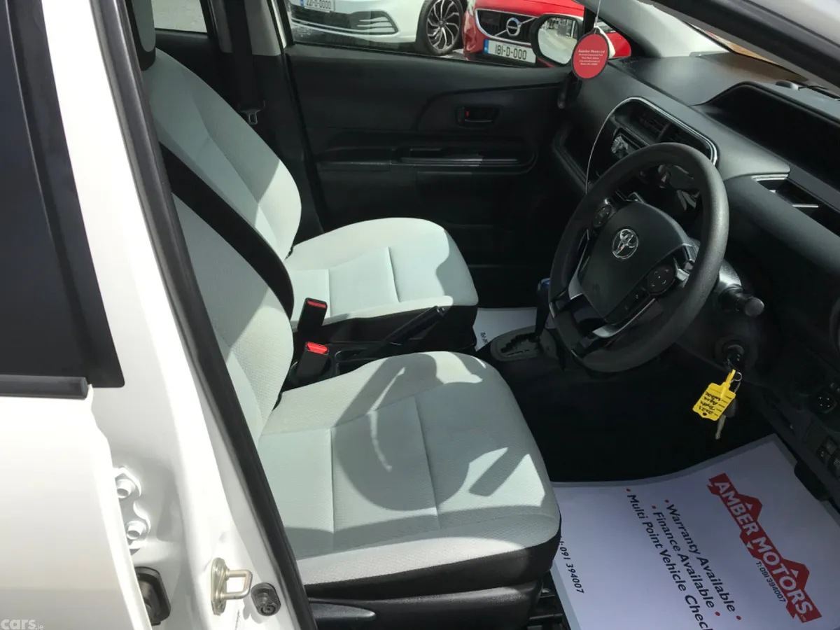 Toyota Aqua Hatchback, Petrol Hybrid, 2021, White