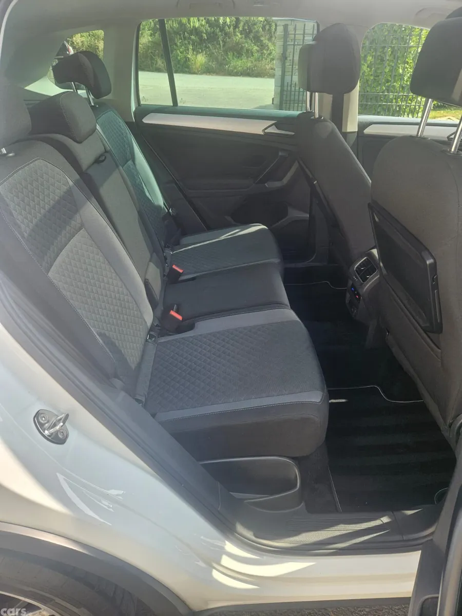 Volkswagen Tiguan SUV, Diesel, 2017, White