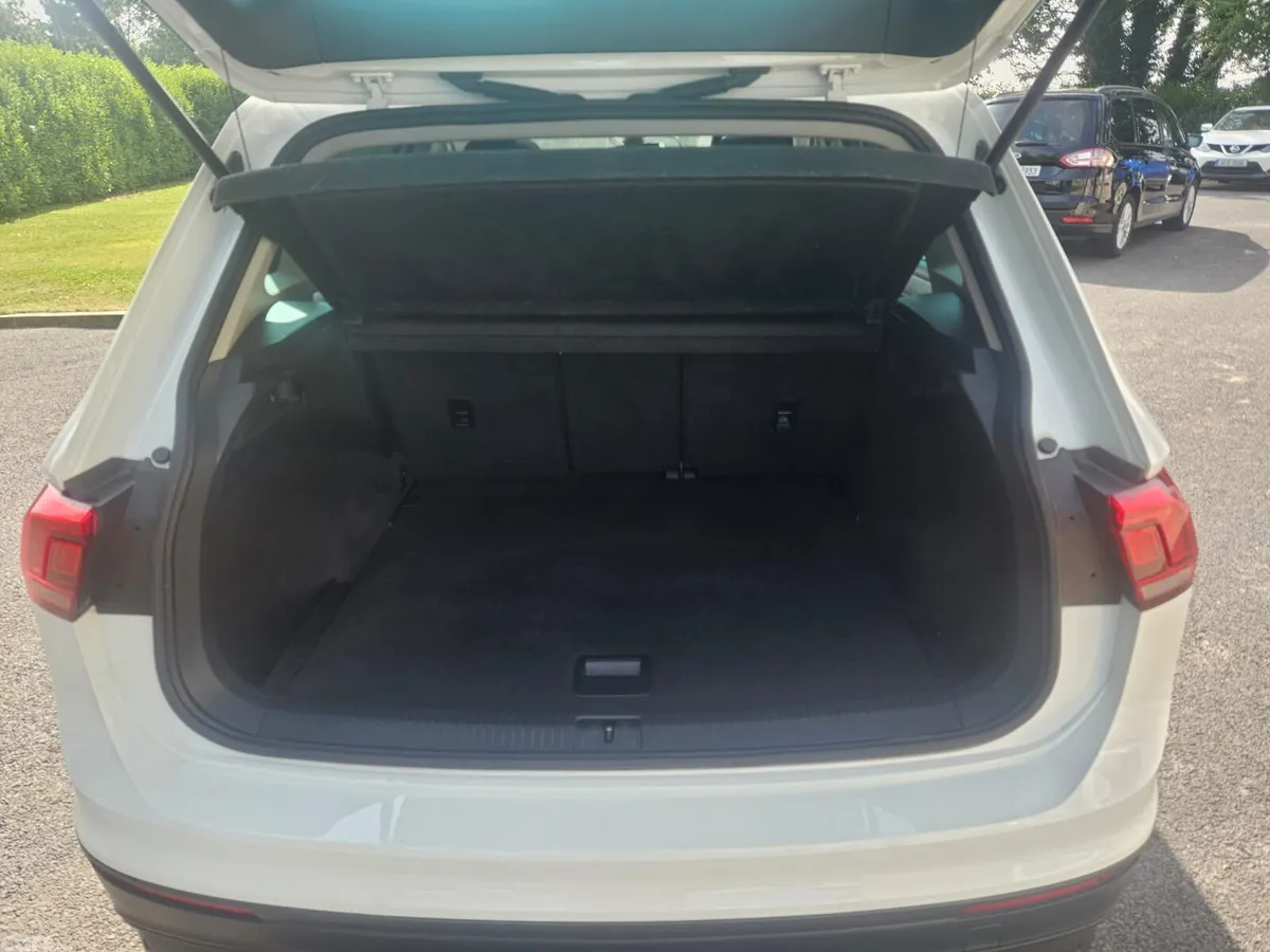 Volkswagen Tiguan SUV, Diesel, 2017, White