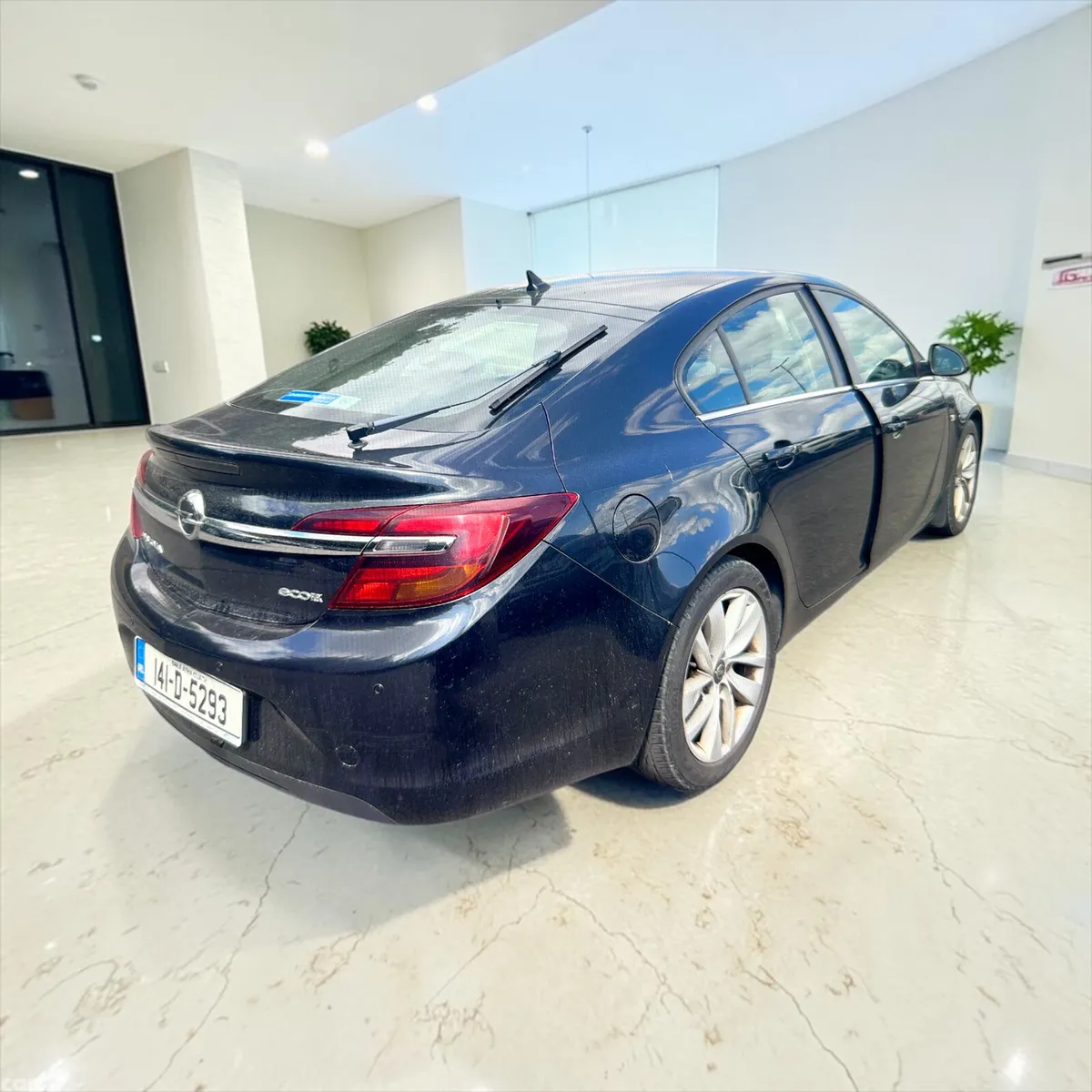 Opel Insignia Hatchback, Diesel, 2014, Black