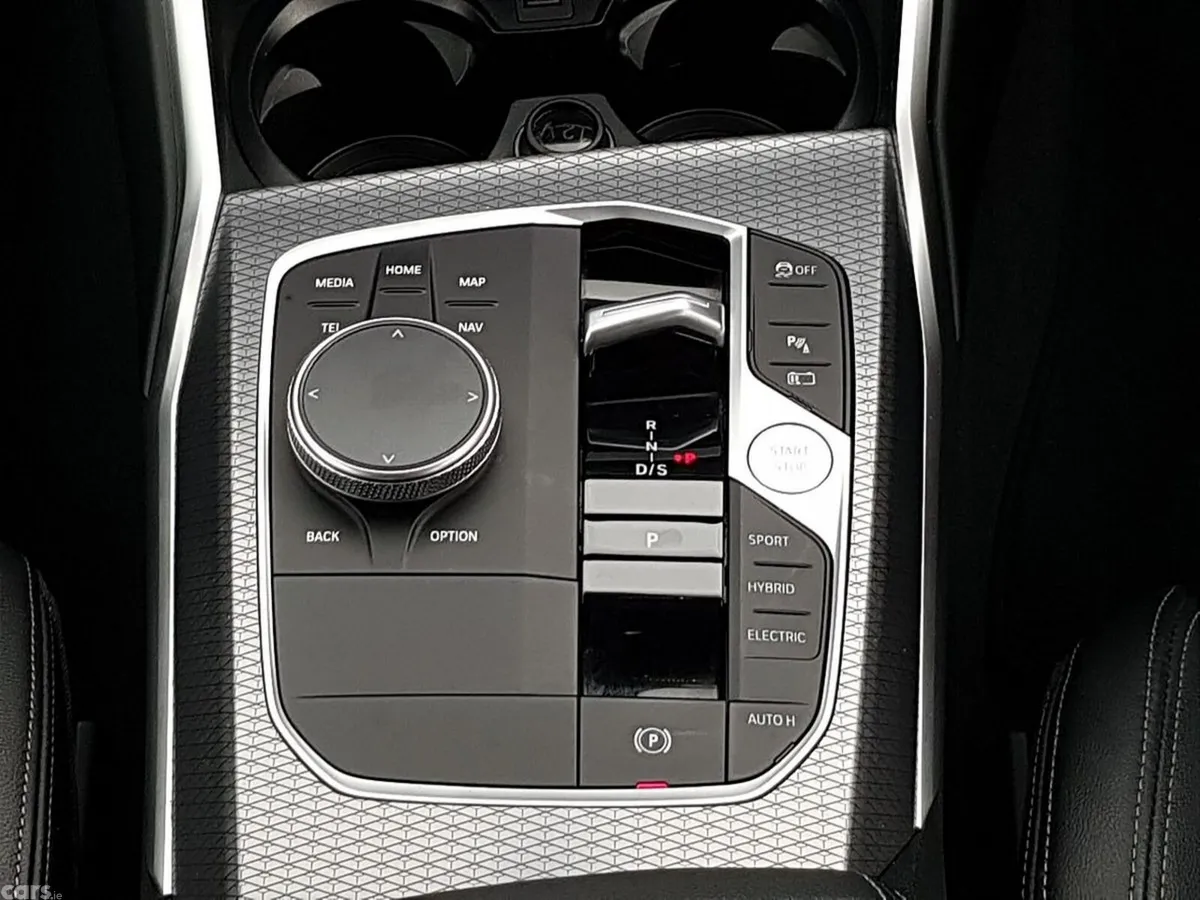 BMW 3-Series Saloon, Petrol Plug-in Hybrid, 2024, Grey