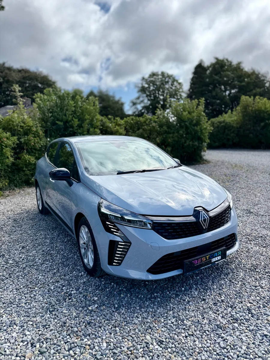 Renault Clio Hatchback, Petrol, 2024, Grey