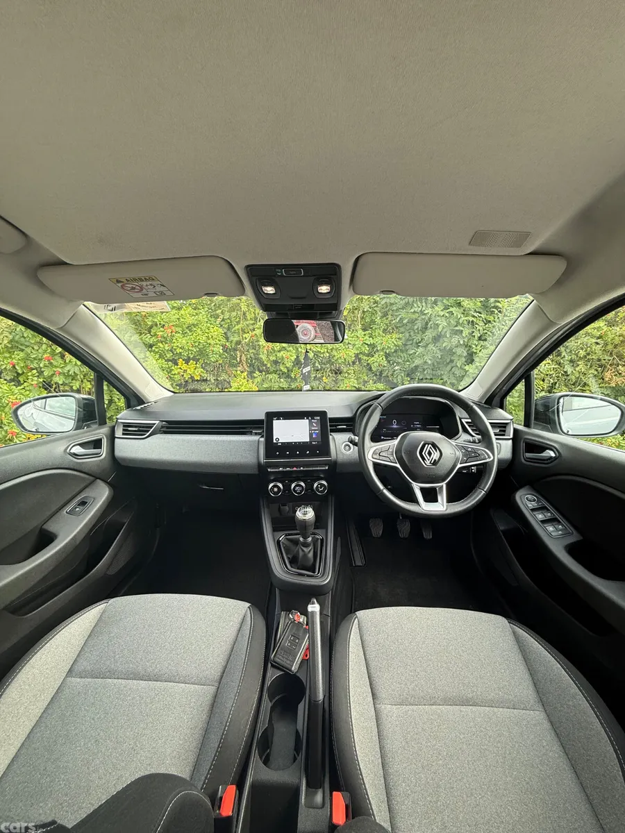 Renault Clio Hatchback, Petrol, 2024, Grey