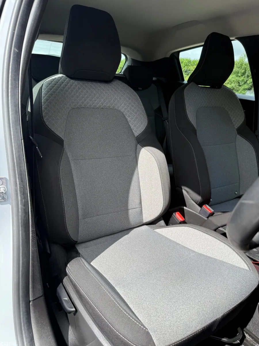 Renault Clio Hatchback, Petrol, 2024, Grey