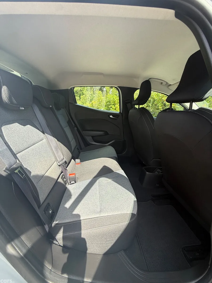 Renault Clio Hatchback, Petrol, 2024, Grey