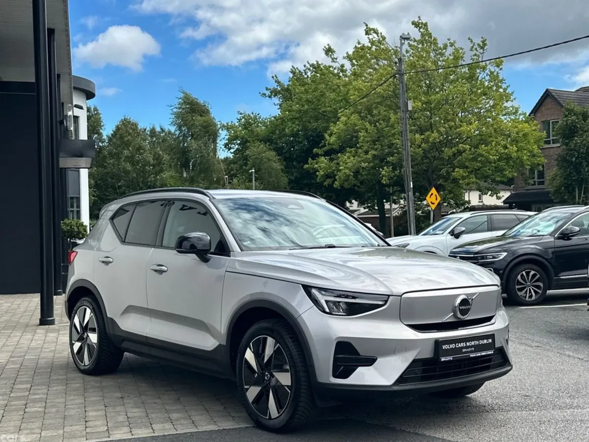 Volvo EX40 SUV, Electric, 2026, Silver