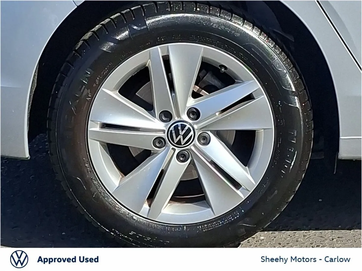 Volkswagen Golf Hatchback, Diesel, 2024, Silver
