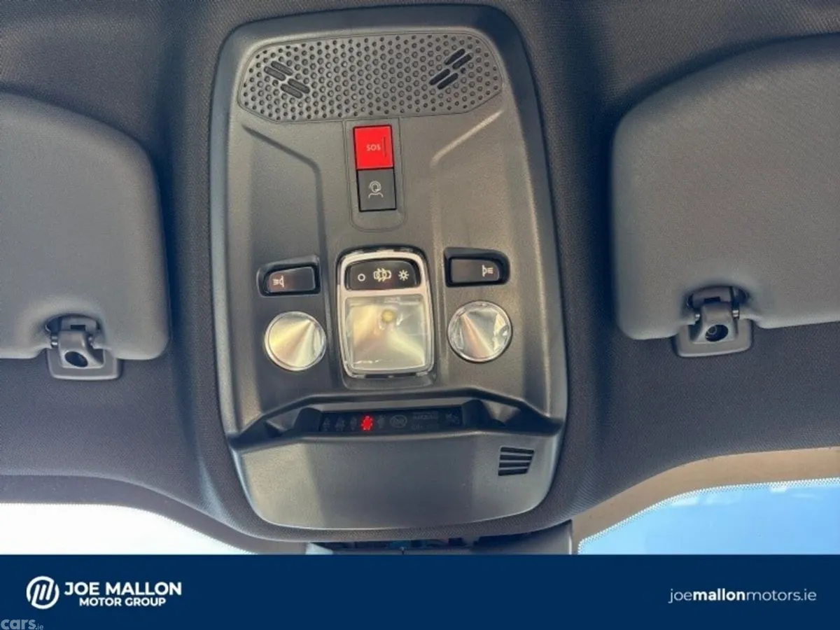 Peugeot 2008 MPV, Petrol, 2026, Grey