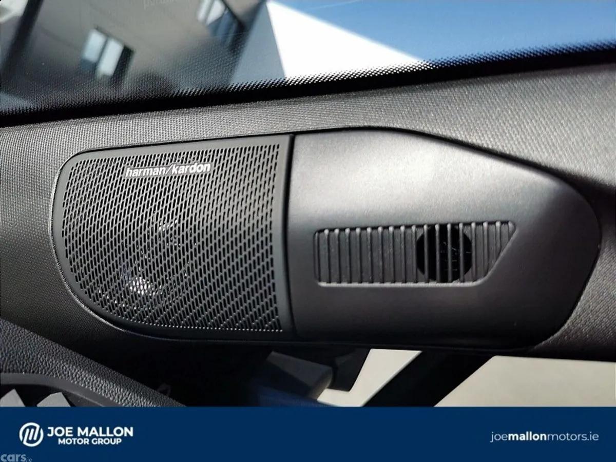 Renault Symbioz Hatchback, Petrol Hybrid, 2027, Black