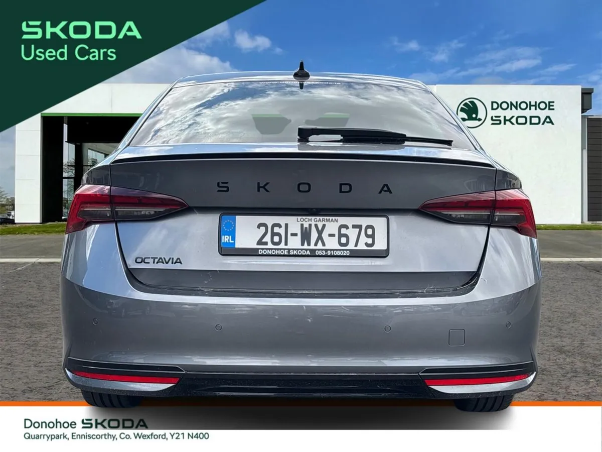 Skoda Octavia Saloon, Diesel, 2026, Grey