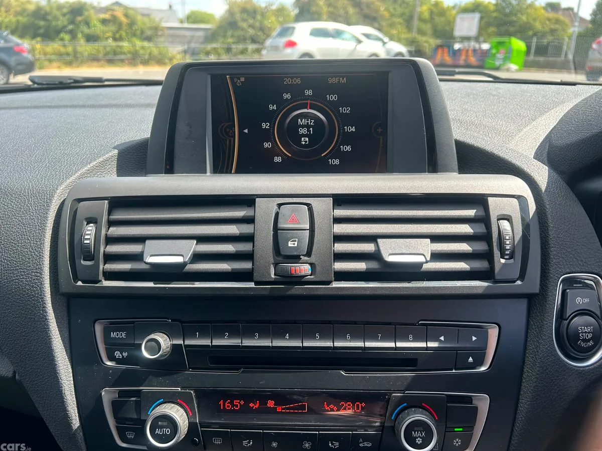 BMW 1-Series Hatchback, Petrol, 2014, White