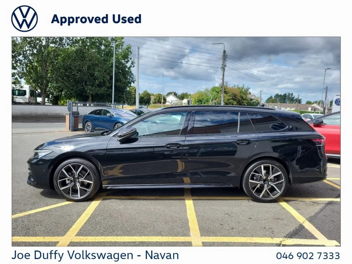 Volkswagen Passat Estate, Diesel, 2026, Black