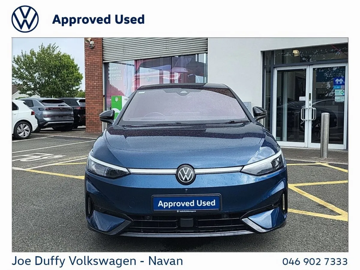 Volkswagen ID.7 Hatchback, Electric, 2025, Blue