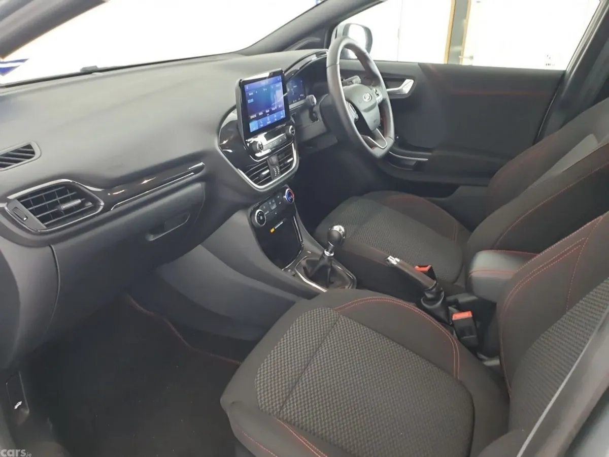 Ford Puma MPV, Petrol, 2024, Grey