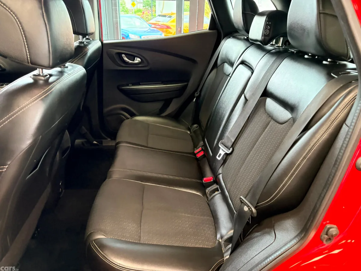 Renault Kadjar SUV, Diesel, 2015, Red
