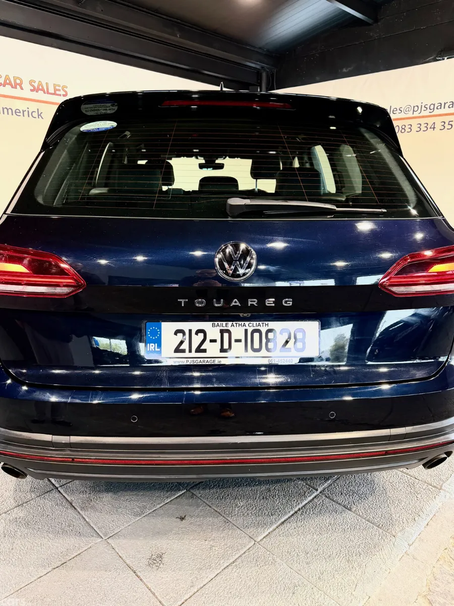 Volkswagen Touareg SUV, Diesel, 2021, Blue