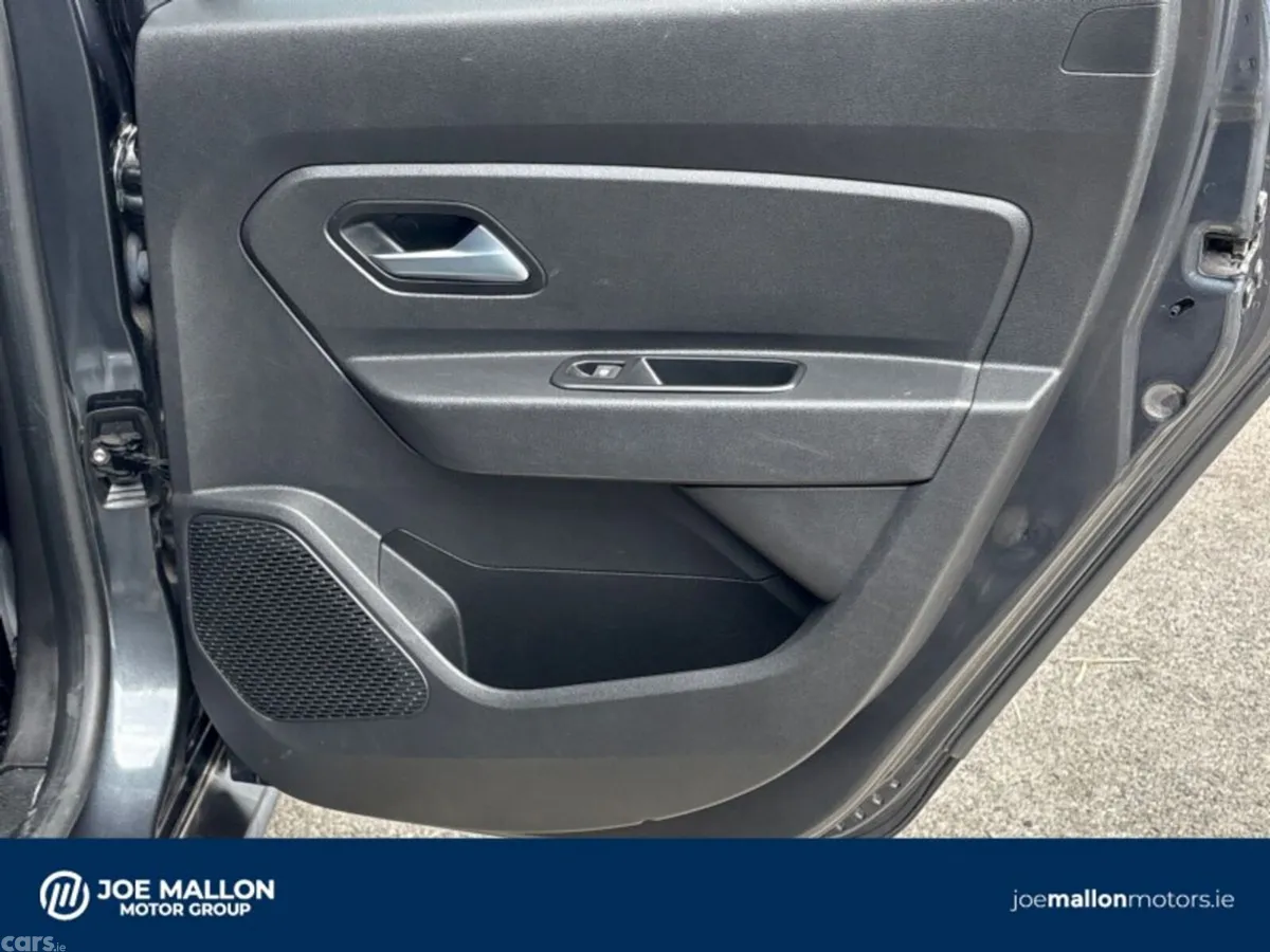 Dacia Duster SUV, Petrol, 2022, Grey