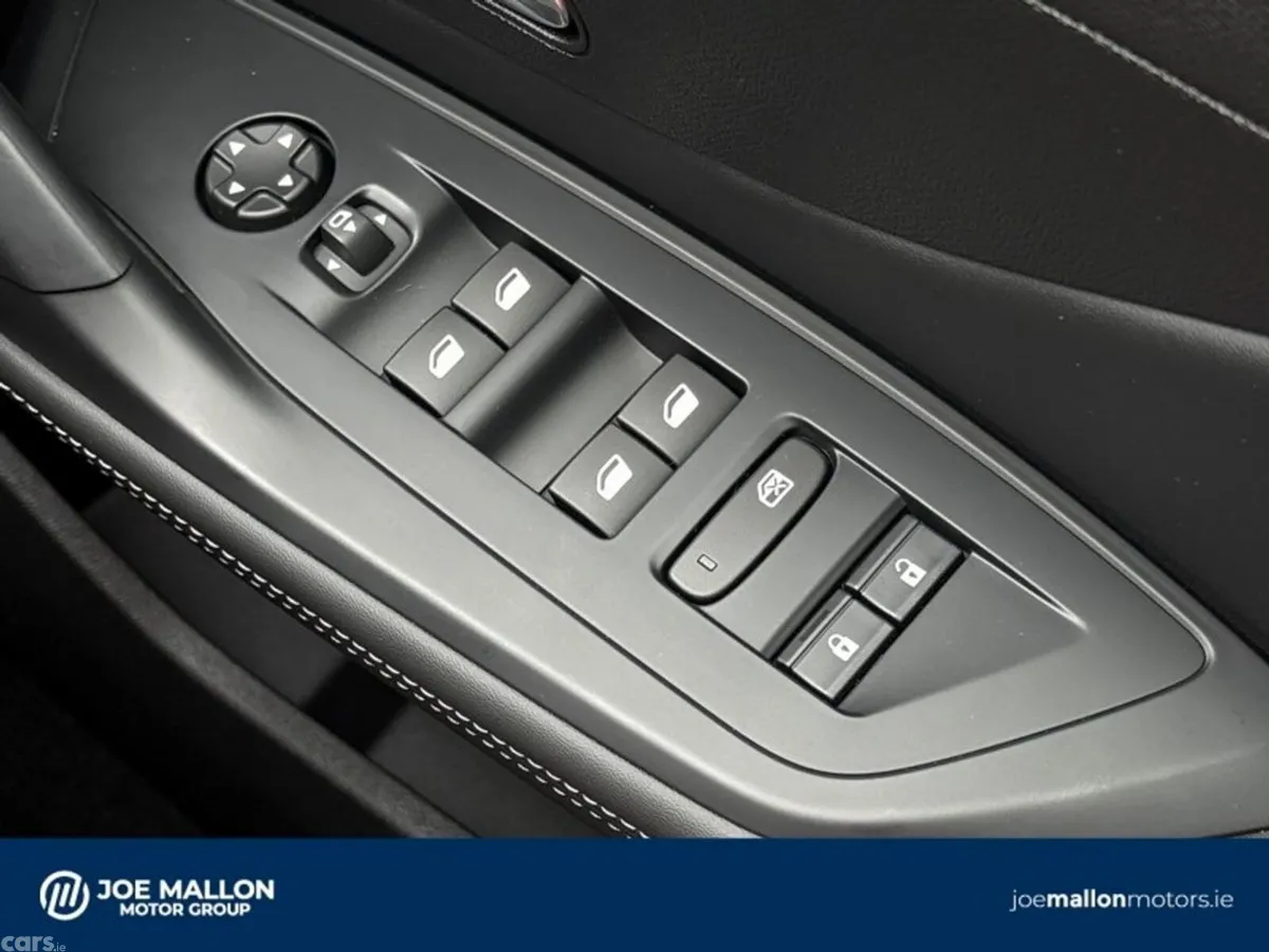 Peugeot 308 Hatchback, Petrol Hybrid, 2026, Blue