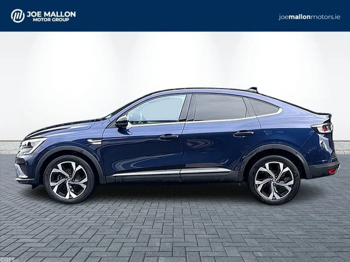 Renault Arkana Hatchback, Petrol, 2024, Blue