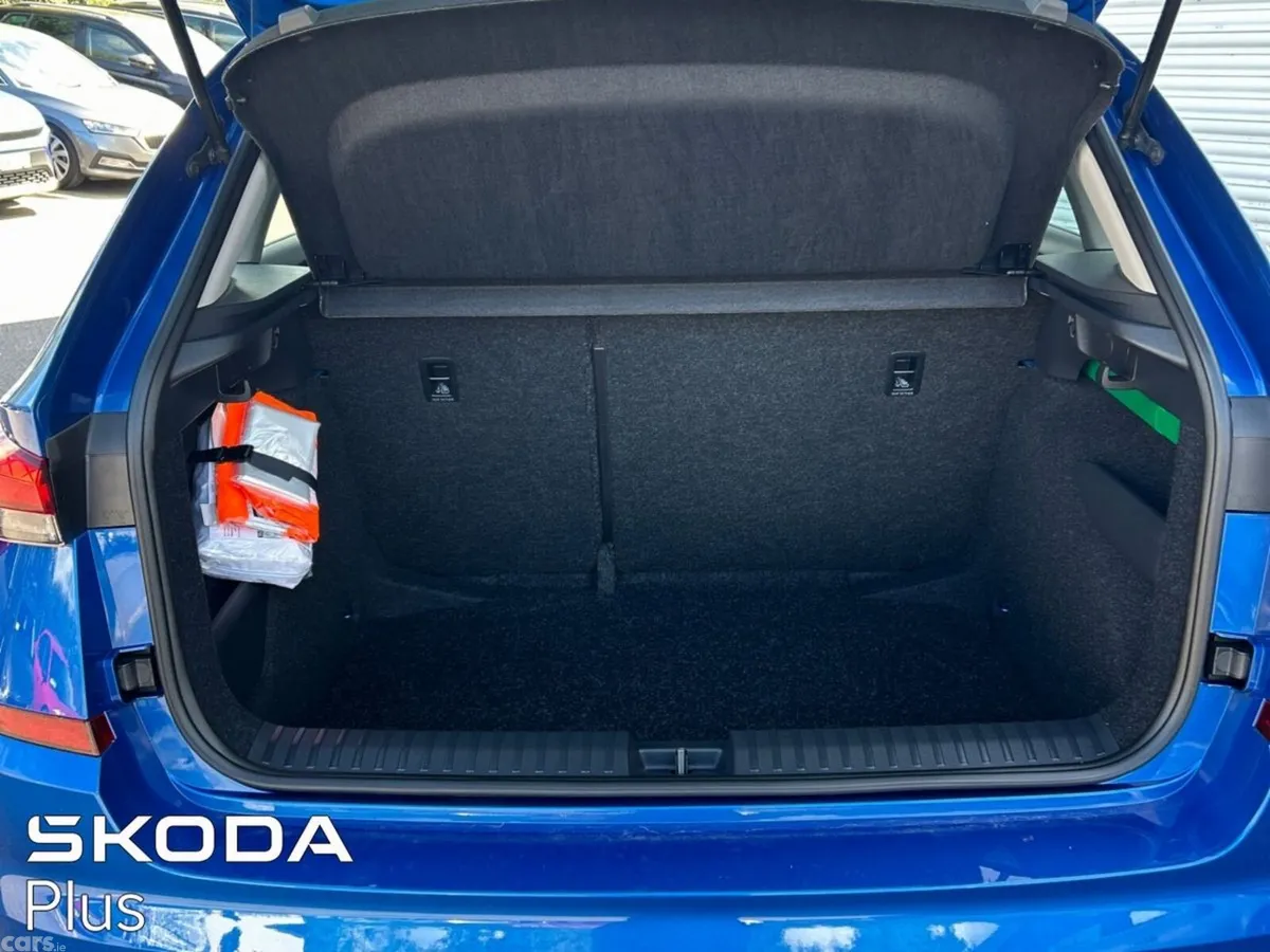 Skoda Kamiq SUV, Petrol, 2023, Blue