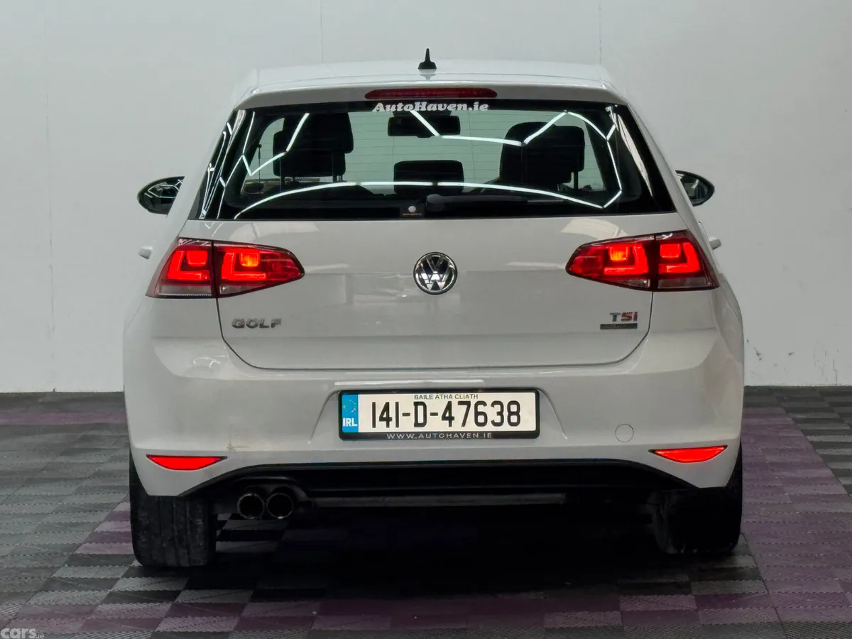 Volkswagen Golf Hatchback, Petrol, 2014, White