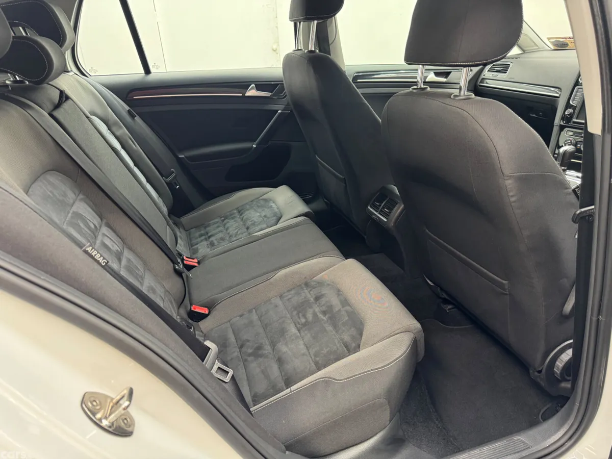 Volkswagen Golf Hatchback, Petrol, 2014, White