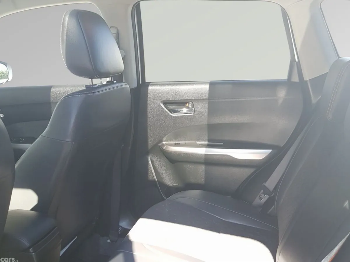 Suzuki Vitara SUV, Petrol, 2023, White