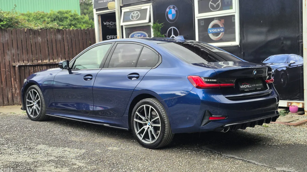 BMW 3-Series Saloon, Diesel, 2019, Blue