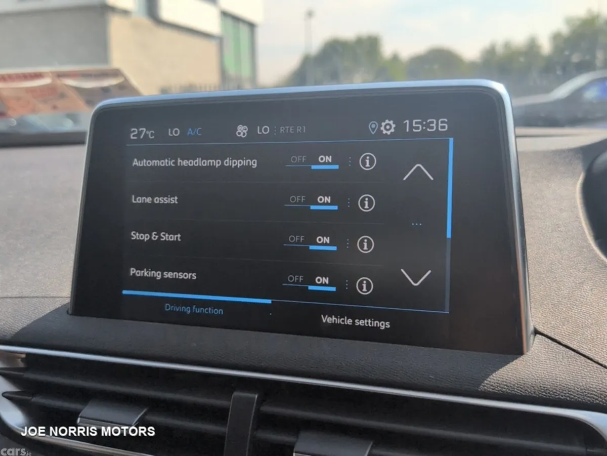 Peugeot 3008 MPV, Diesel, 2019, White