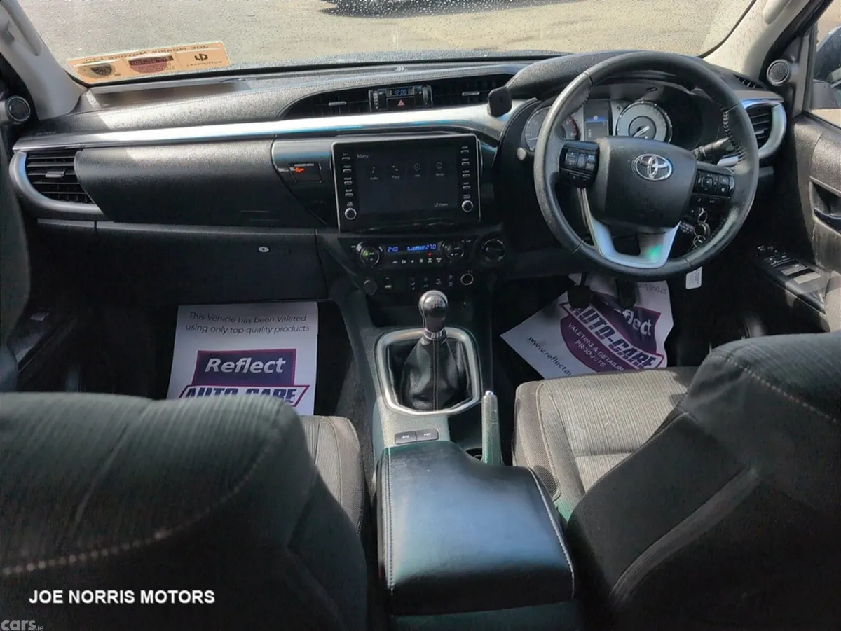Toyota Hilux Pick Up, Diesel, 2024, Grey