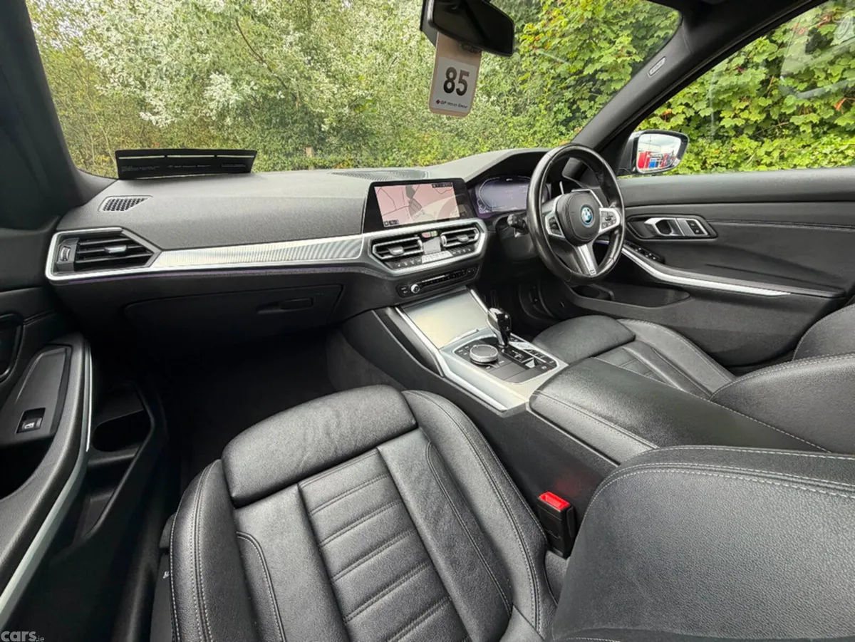 BMW 3-Series Saloon, Petrol Plug-in Hybrid, 2022, Grey