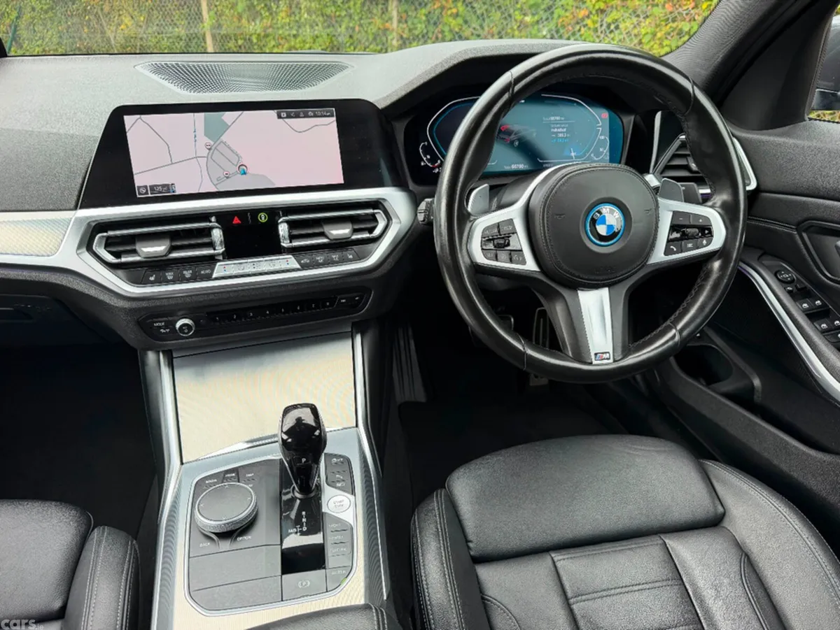 BMW 3-Series Saloon, Petrol Plug-in Hybrid, 2022, Grey
