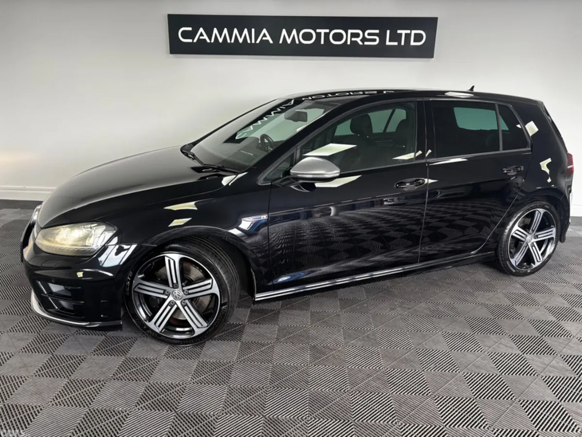 Volkswagen Golf Hatchback, Petrol, 2015, Black