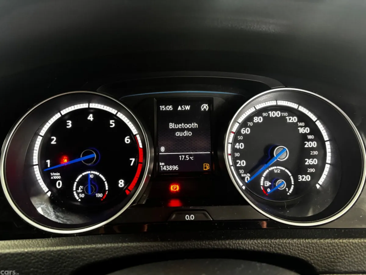 Volkswagen Golf Hatchback, Petrol, 2015, Black