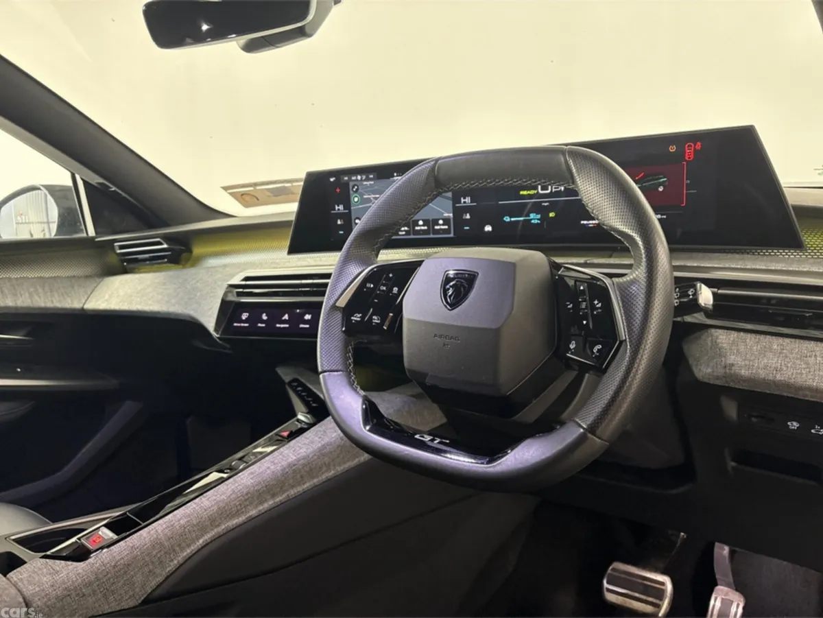 Peugeot 5008 Hatchback, Electric, 2025, Blue