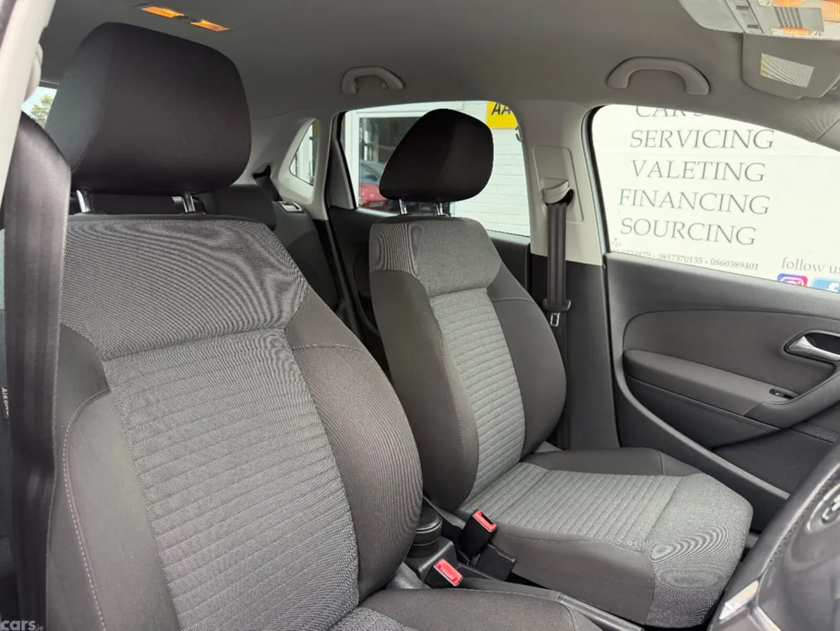 Volkswagen Polo Hatchback, Petrol, 2013, Silver