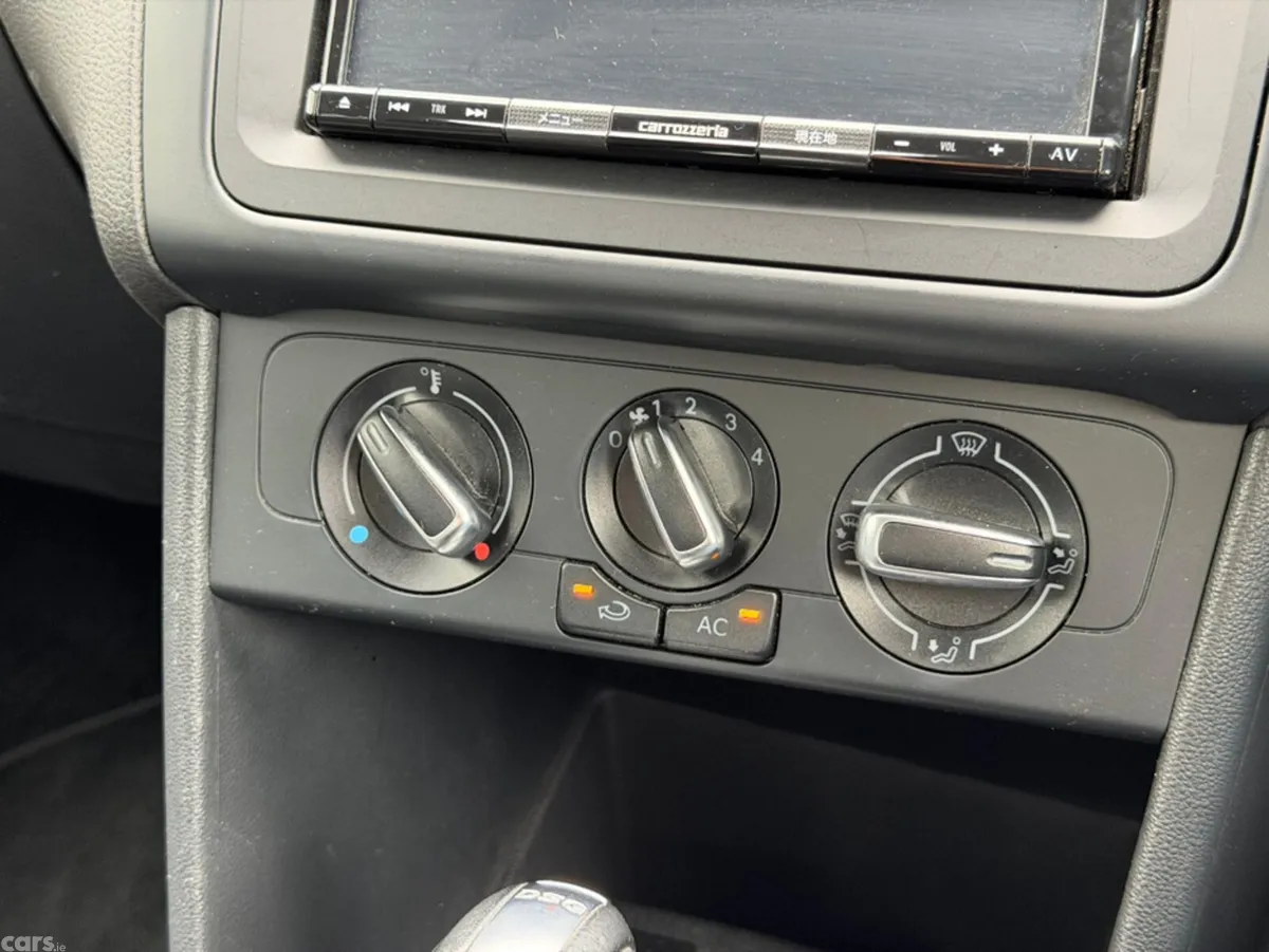 Volkswagen Polo Hatchback, Petrol, 2013, Silver