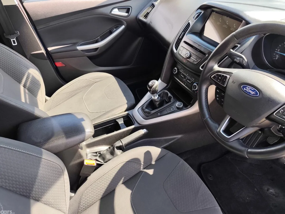 Ford Focus Hatchback, Diesel, 2018, Blue