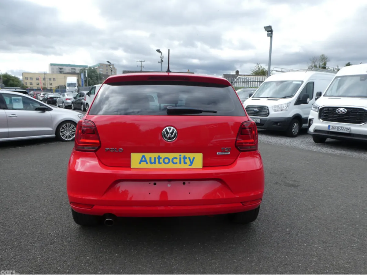 Volkswagen Polo Hatchback, Petrol, 2016, Red