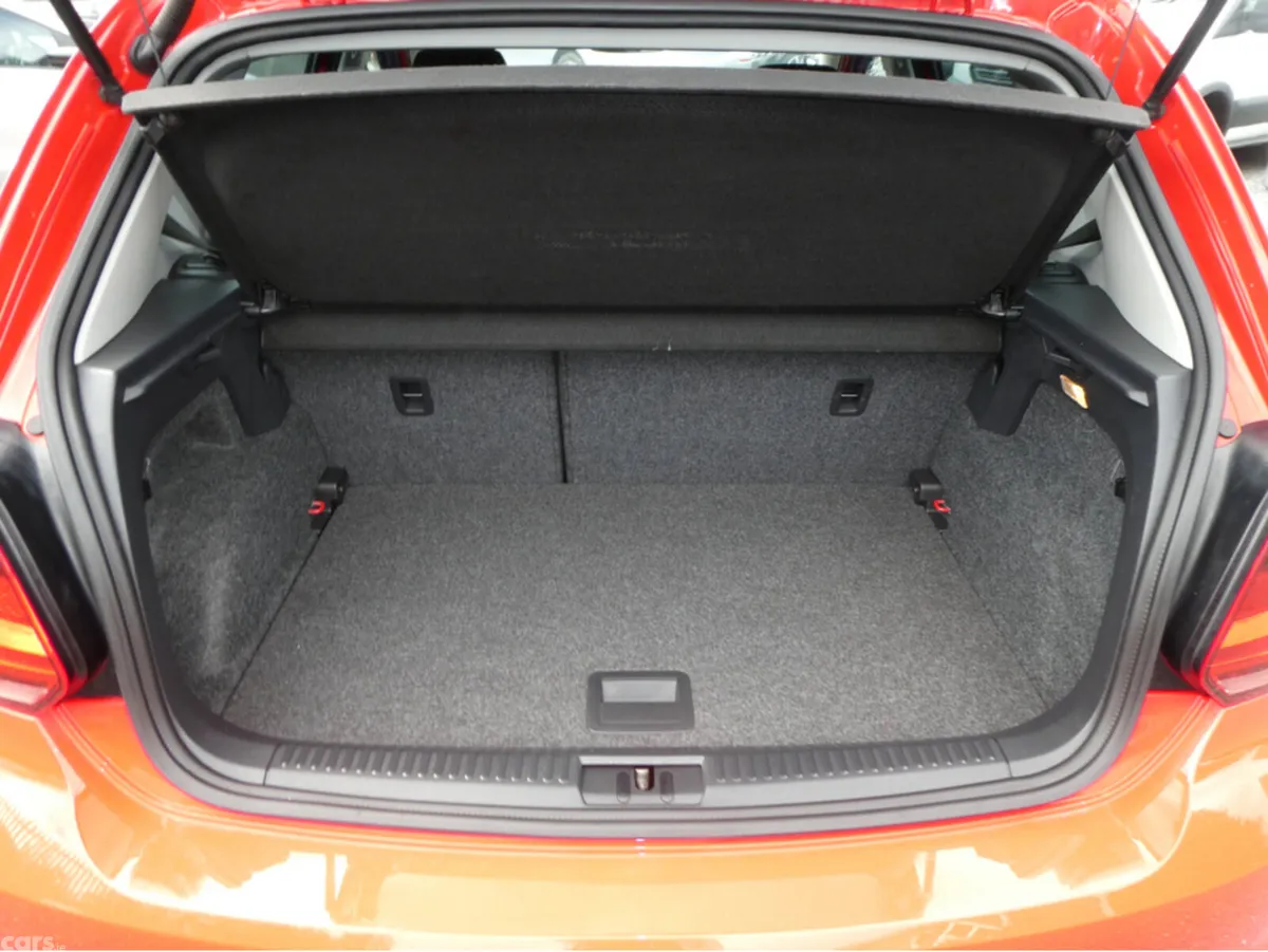 Volkswagen Polo Hatchback, Petrol, 2016, Red