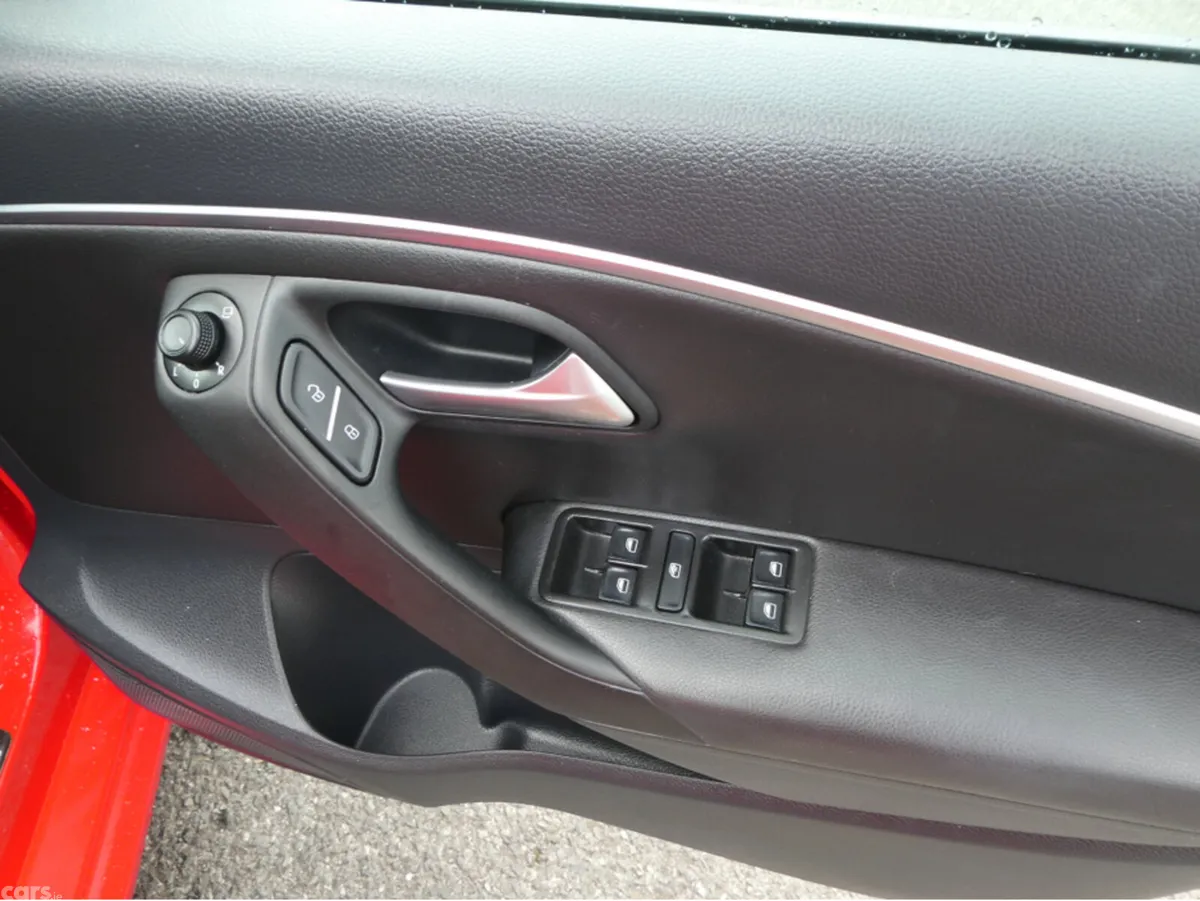 Volkswagen Polo Hatchback, Petrol, 2016, Red