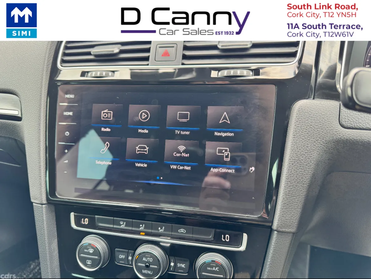 Volkswagen Golf Estate, Petrol, 2019, Black