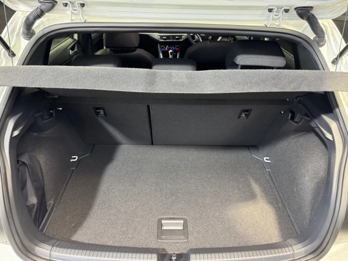 Volkswagen Polo Hatchback, Petrol, 2022, White