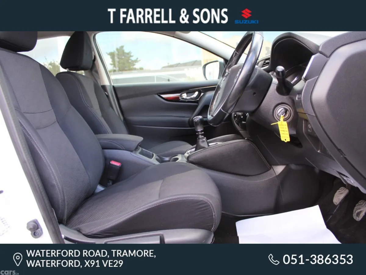 Nissan Qashqai MPV, Petrol, 2014, White