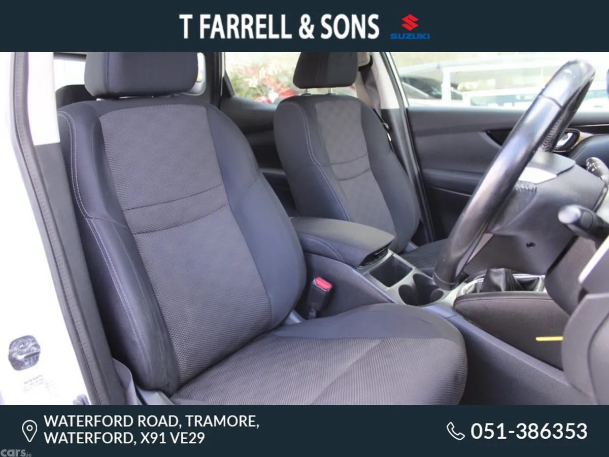 Nissan Qashqai MPV, Petrol, 2014, White