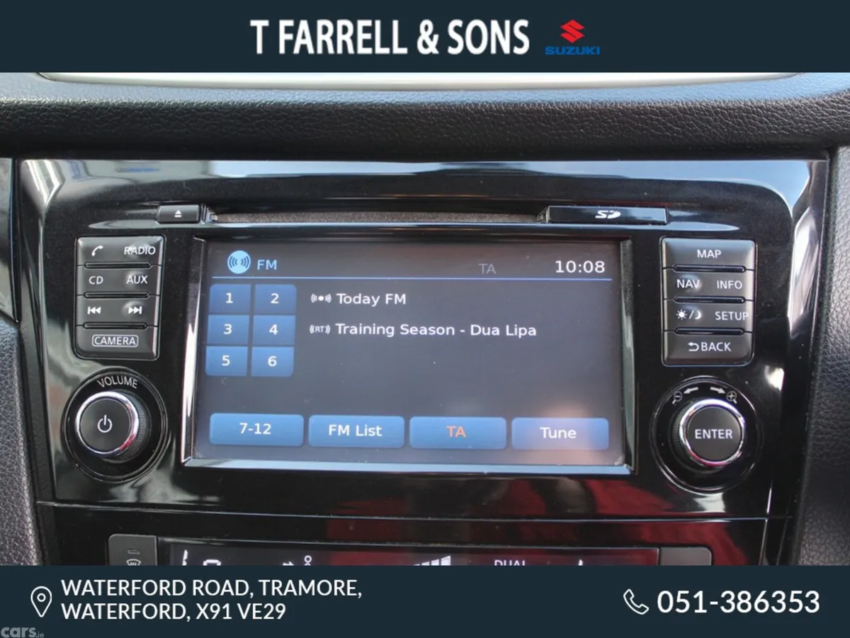 Nissan Qashqai MPV, Petrol, 2014, White