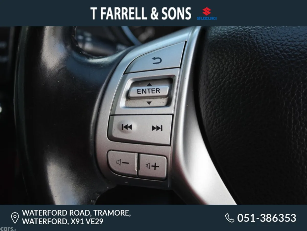 Nissan Qashqai MPV, Petrol, 2014, White