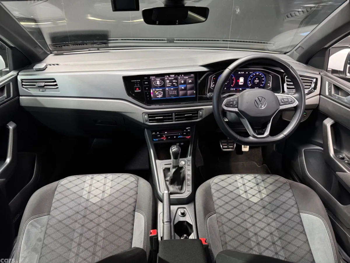 Volkswagen Polo Hatchback, Petrol, 2022, White